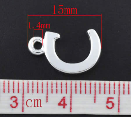 1x Bedel lichtzilver - letter "C"