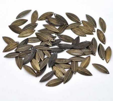 25x Flinterdunne Veertjes / Blad Brons