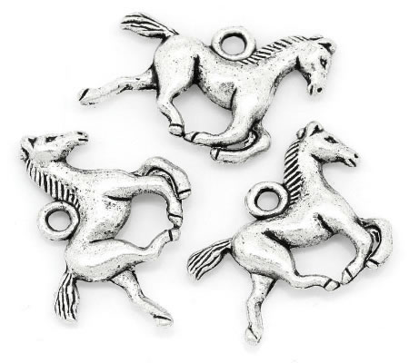 1x Bedeltje Paard Donker Zilver
