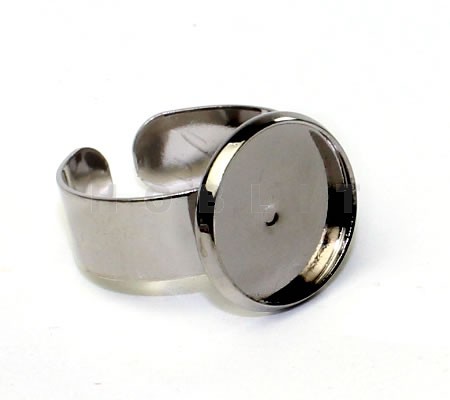 Cabochon ring