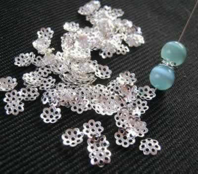 100x Kralenkapjes Lichtzilver (dun) 8 mm