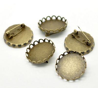 Cabochon Brochspeldje Brons