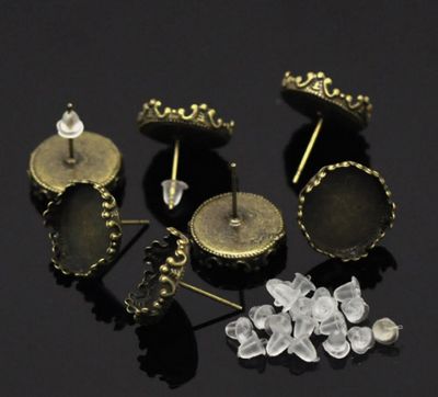 1 Paar cabochon stekertjes brons